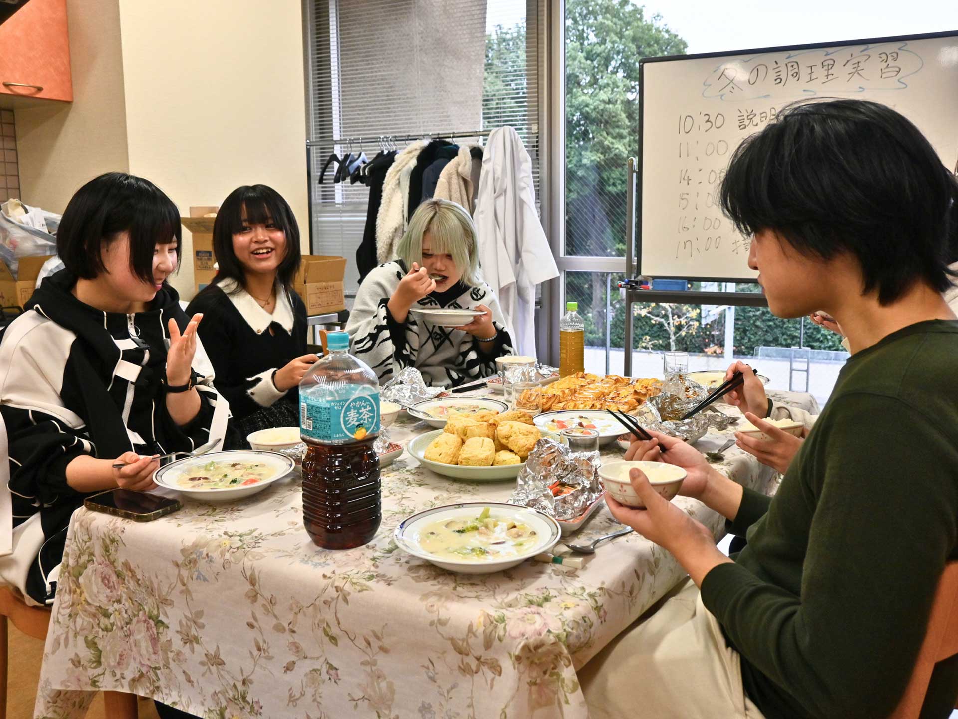 冬の調理実習2025を開催！収穫したさつまいもで「つくる・食べる」を体験